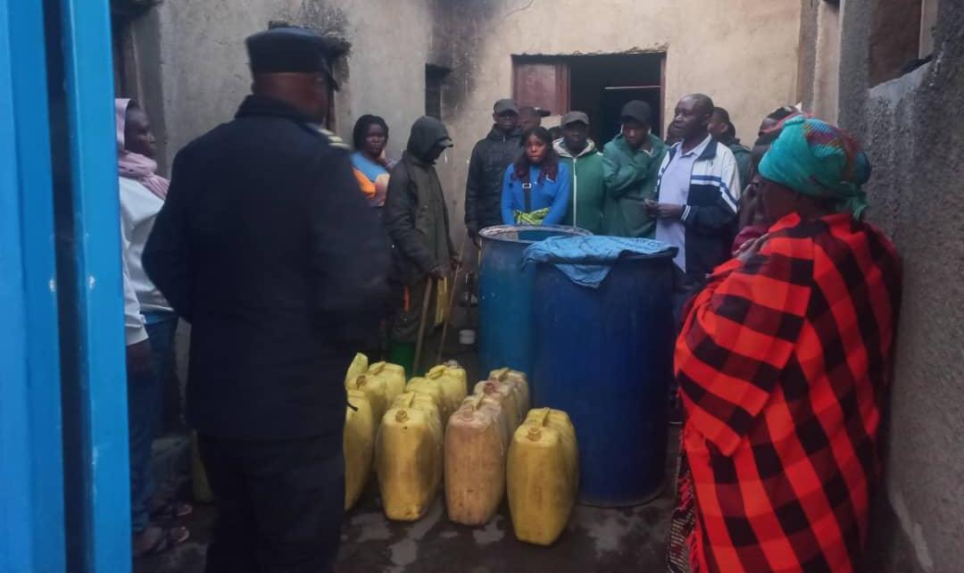 Musanze: Polisi y'u Rwanda yamennye litiro zirenga 1,250 za muriture, hafatwa n'abazikoraga mu buryo bunyuranyije n'amategeko