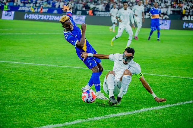 Isoko ry'igura n'igurisha ry'abakinnyi rirashyushye: APR FC, Rayon Sports na Kiyovu Sports zatangiye kwitegura umwaka mushya